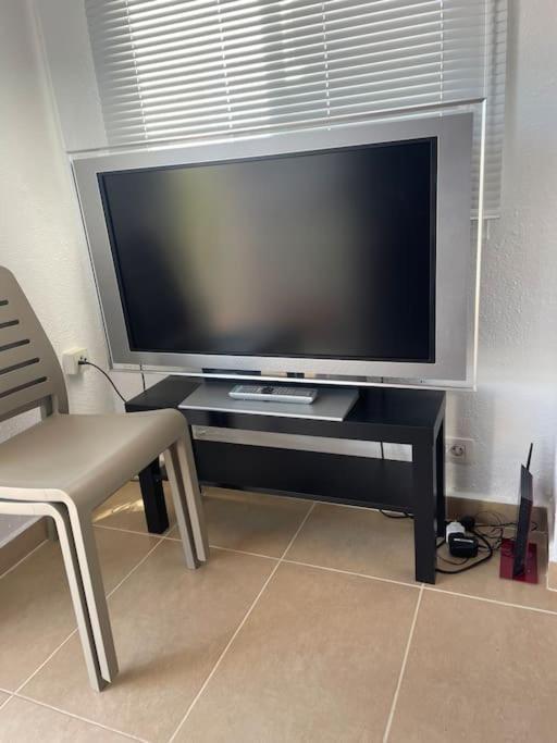 Palm Villa 1 Bed Apartment Overlooking Golf Course San Miguel de Abona Bagian luar foto